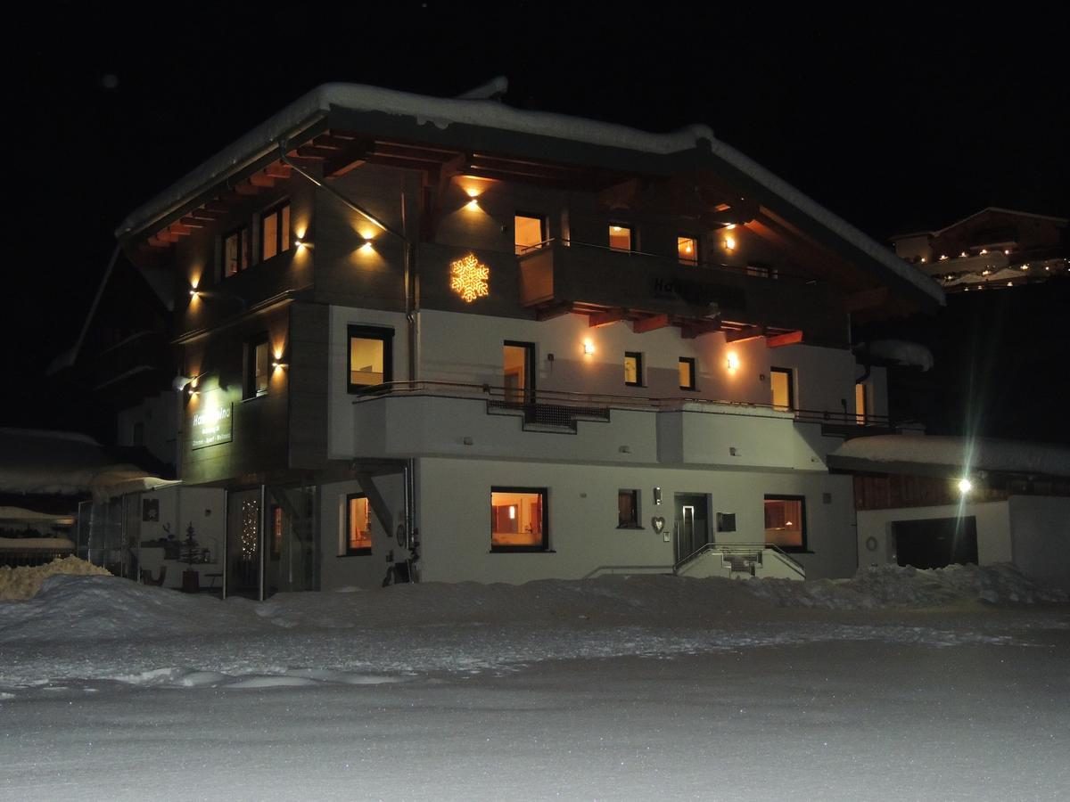 Gaestehaus Alpina St Anton am Arlberg Eksteriør billede